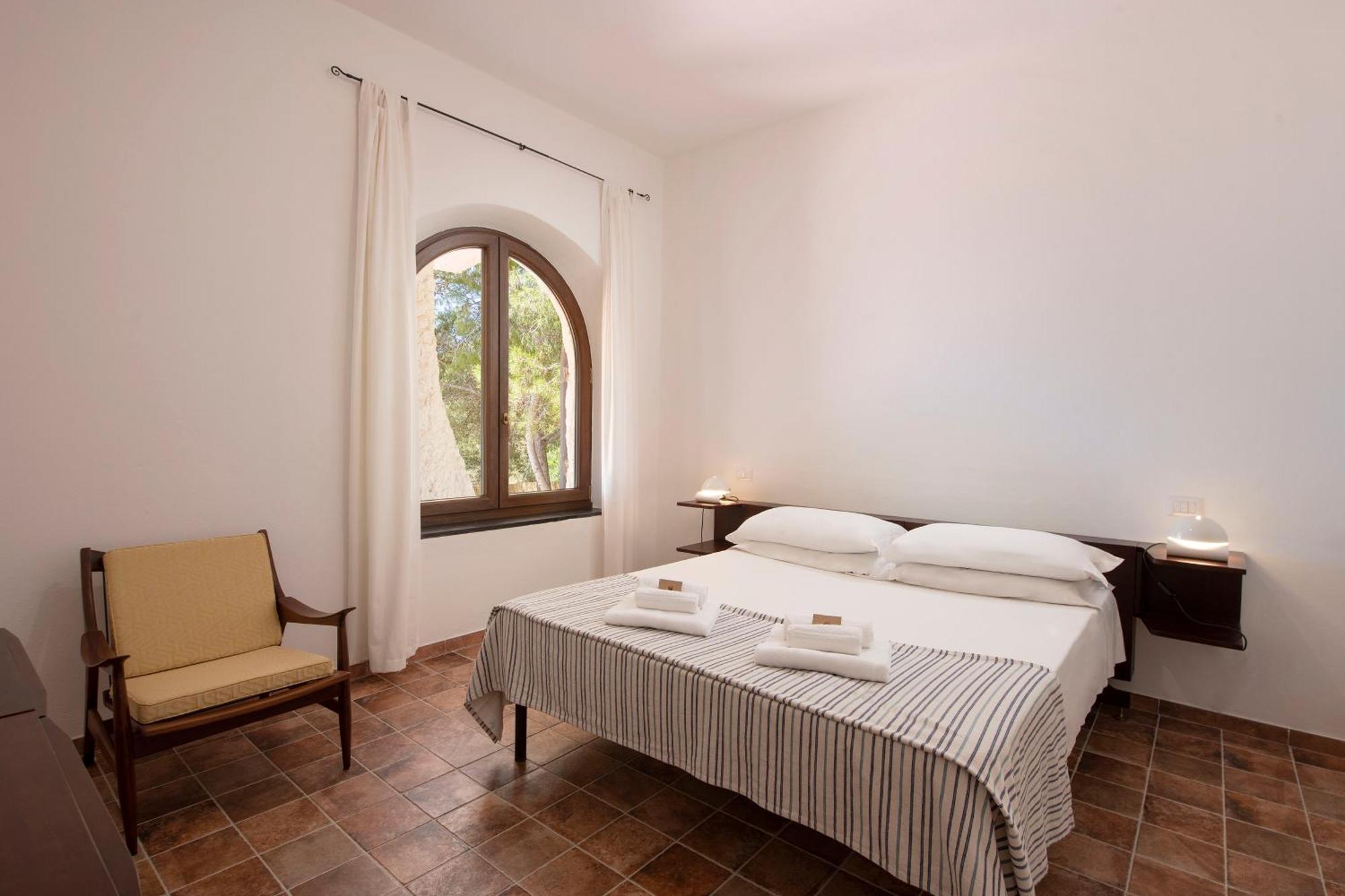 Villa Eliana Sul Mare Porto Pino Exterior photo